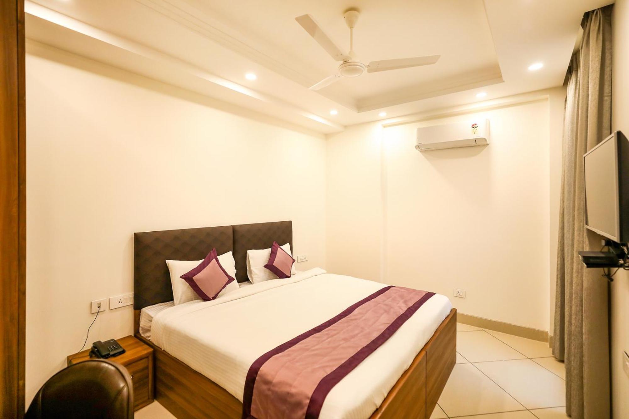 Fabhotel La Paz Stay B&B New Delhi Exterior photo